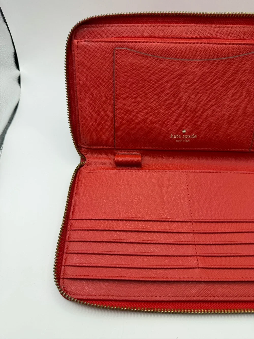 Kate Spade New York red Saffiano leather extra large zipper round wallet